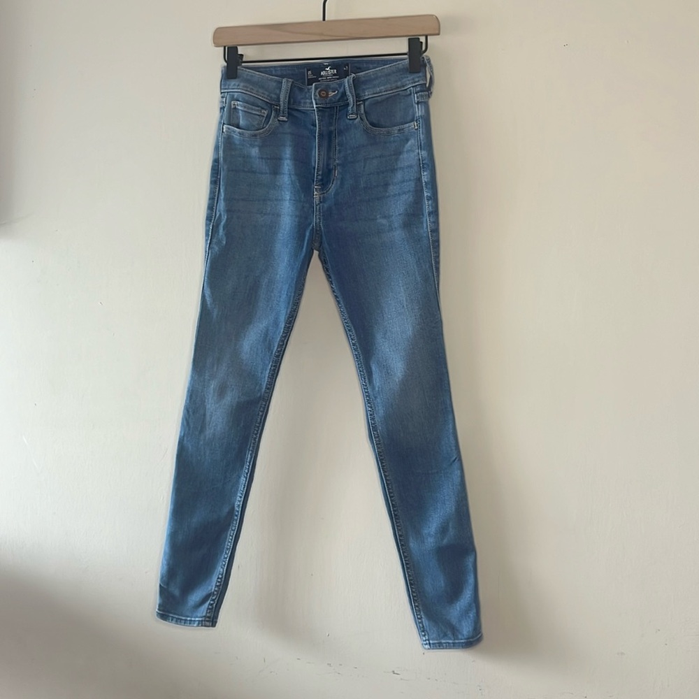 Hollister high rise Super Skinny